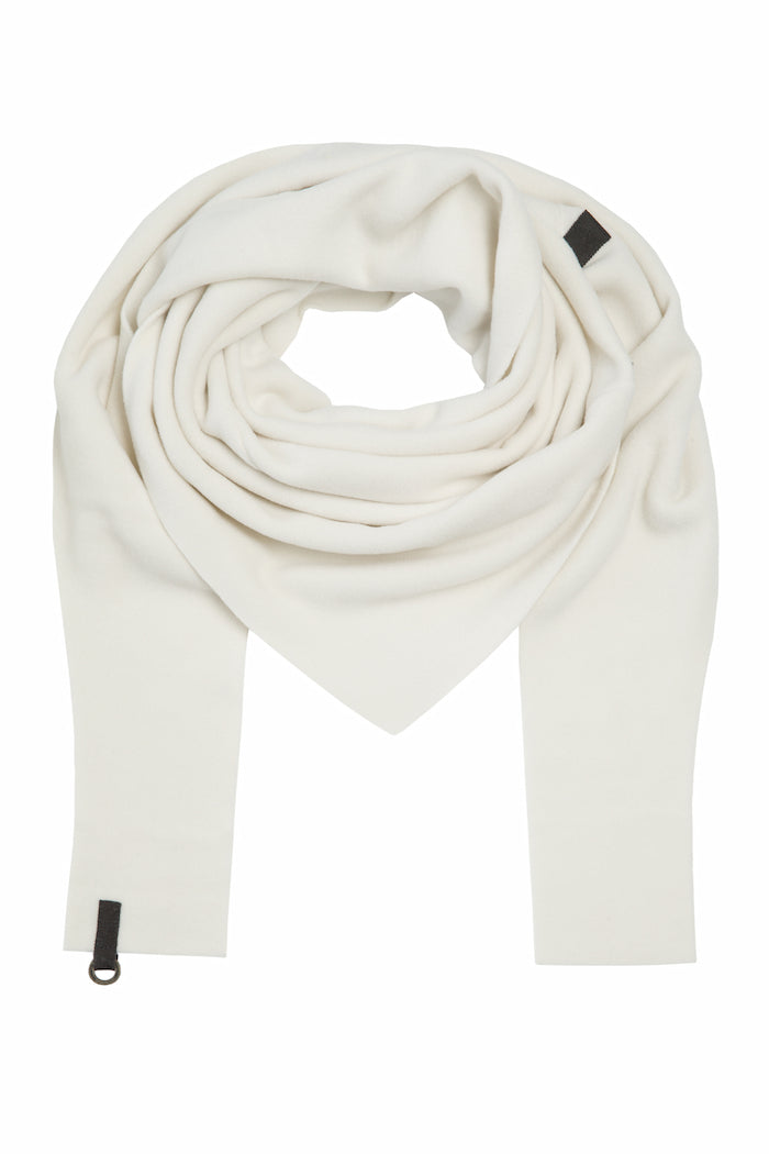 HENRIETTE STEFFENSEN COPENHAGEN TREKANTET TØRKLÆDE - 4051 SCARFS OFF WHITE 802