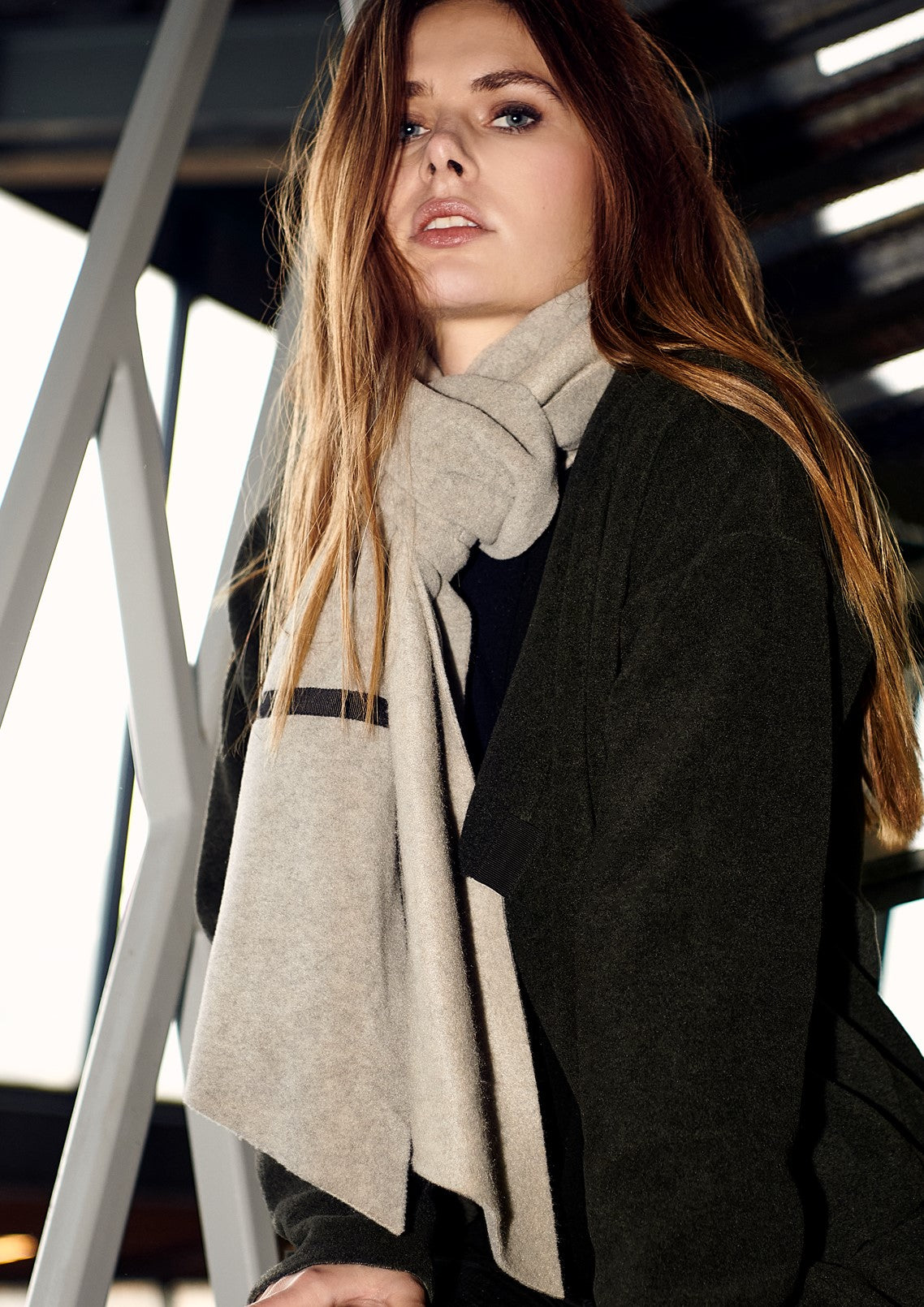 HENRIETTE STEFFENSEN COPENHAGEN Tørklæde - 4088 SCARFS SAND 805