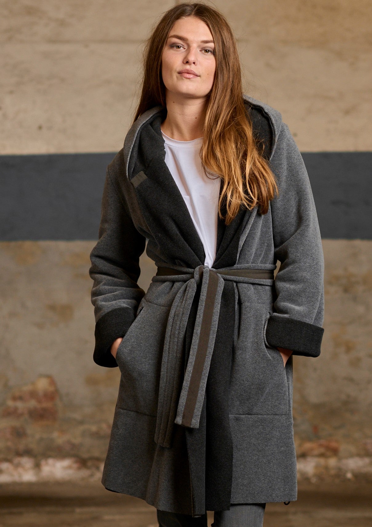 HENRIETTE STEFFENSEN COPENHAGEN VENDBAR FRAKKE HÆTTE - 7132 COATS GREY/SOFT BLACK 647