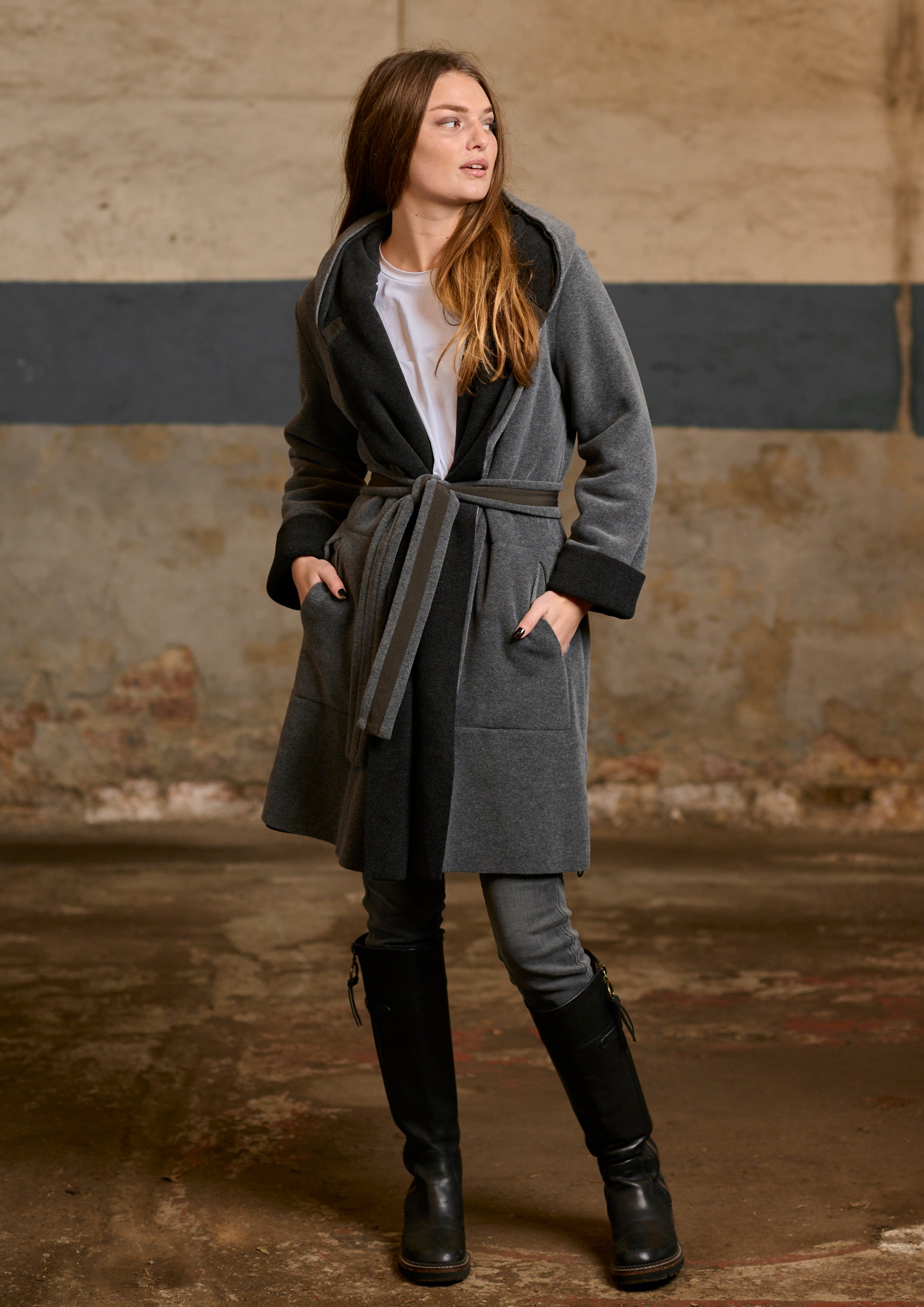 HENRIETTE STEFFENSEN COPENHAGEN VENDBAR FRAKKE HÆTTE - 7132 COATS GREY/SOFT BLACK 647