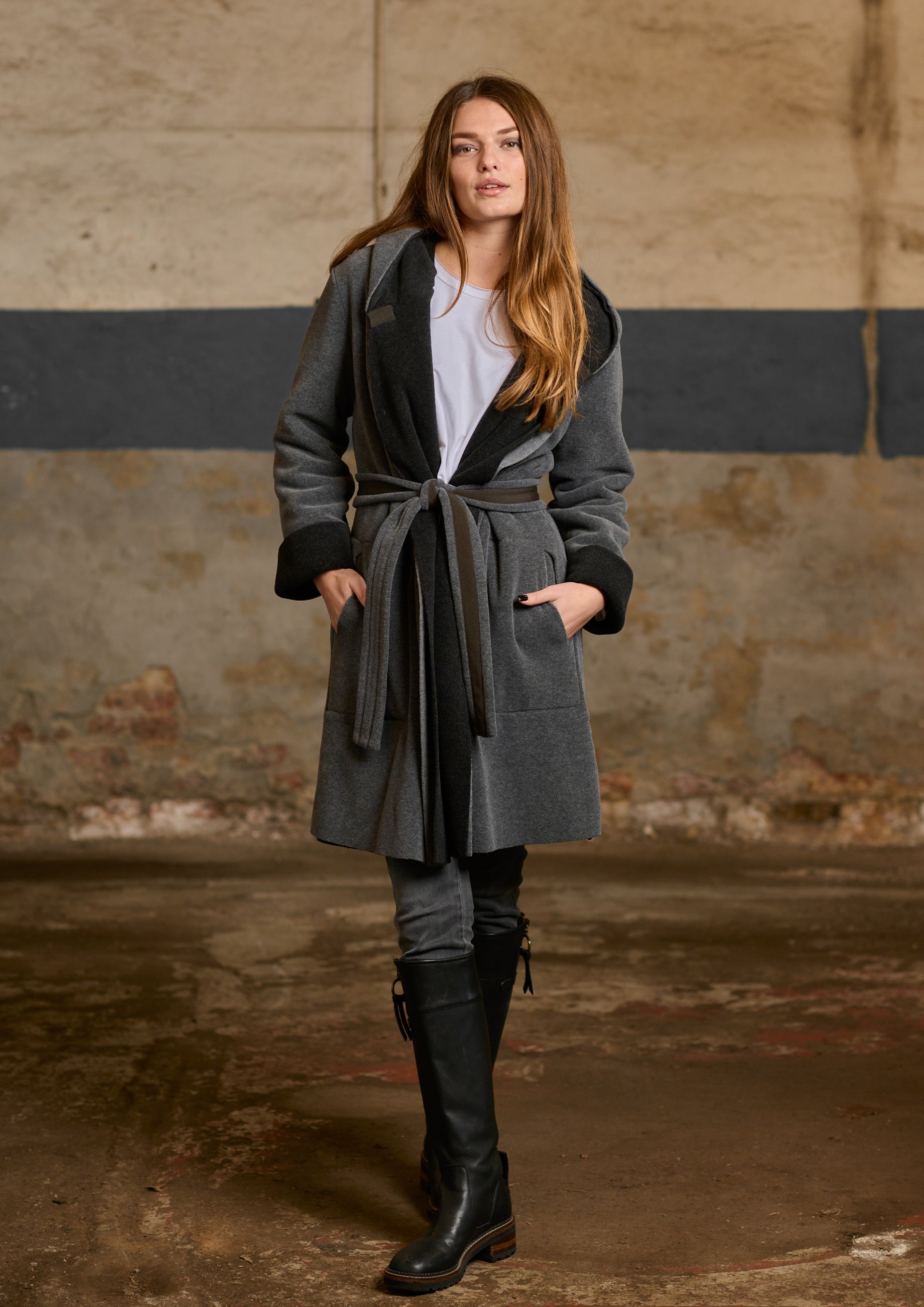 HENRIETTE STEFFENSEN COPENHAGEN VENDBAR FRAKKE HÆTTE - 7132 COATS GREY/SOFT BLACK 647