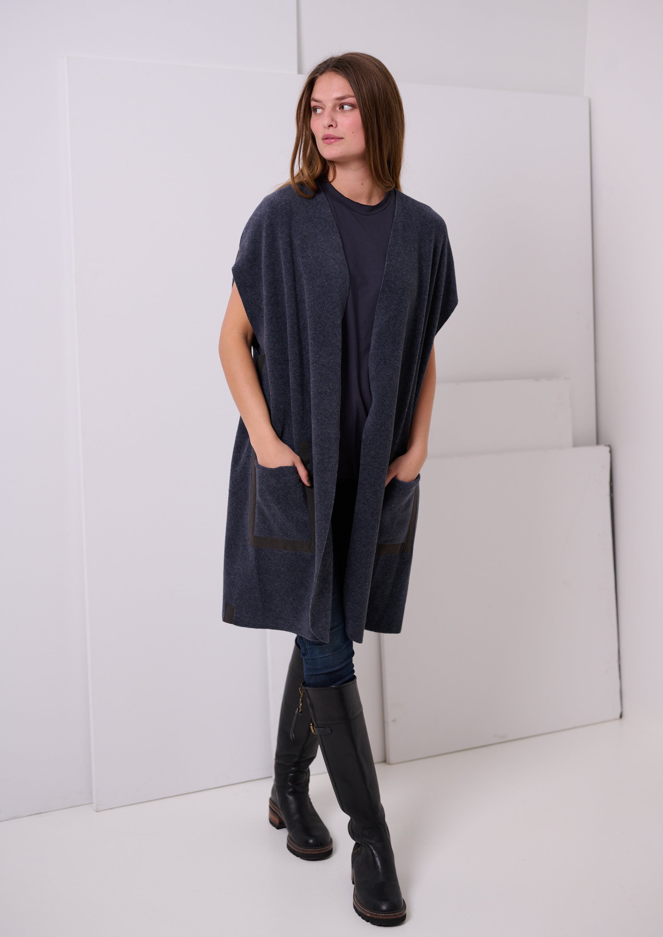 HENRIETTE STEFFENSEN COPENHAGEN VEST - 7138 VESTS DEEP BLUE 502